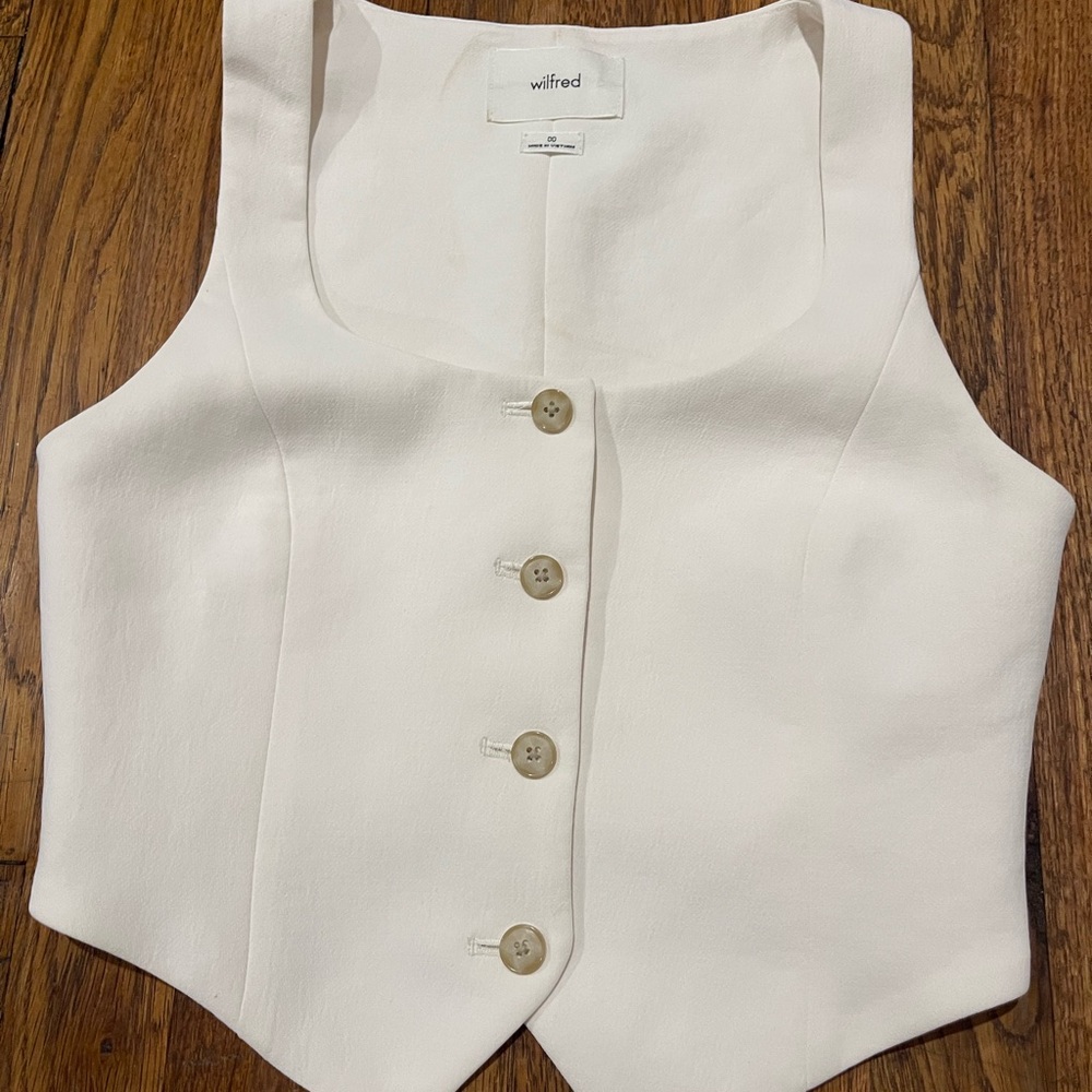 Wilfred Cream Button-Front Cropped Vest